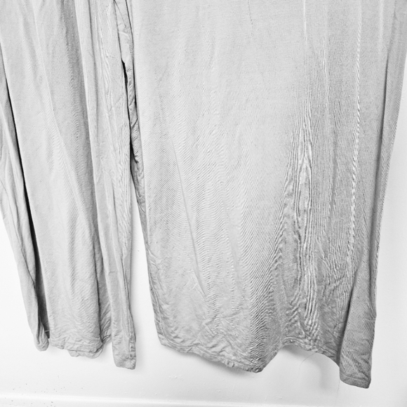 Wilfred Aritzia Sz M Wide Leg Minimalist pull on Jumper Romper suit Ash Gray - Picture 4 of 9